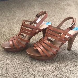 BRAND NEW! Franco Sarto camel color, strap heels!